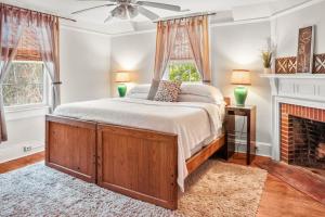 Simplicity on Sims -Downtown