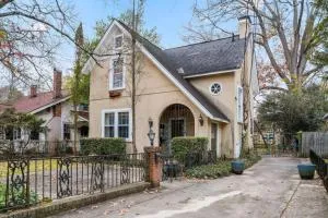 Sims Suite -1BR 1BA- Downtown - Burnside East