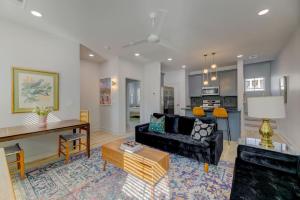 6 King BR-Across from Township
