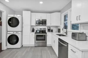 Pristine 3BR-Centrally located - هياتس