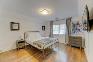 Double-Suite Apartment Home