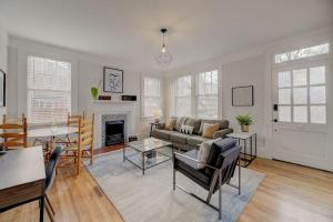 Spacious Industrial Modern Apt