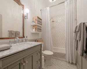 Queen Anne Eclectic Apartment