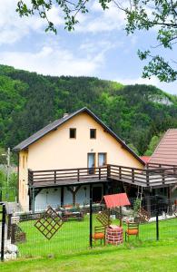 Hilltop House