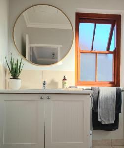 8 Whale Rock Gardens in Secure Development with great views, back up power & swimming pool