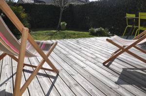 Appartements Sainte-Marine, Appartement cosy rez-de-jardin a 150m de la plage : photos des chambres
