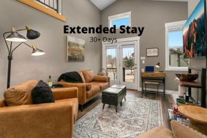 Luxury Living - Walk to Poudre Trail and Old Town!