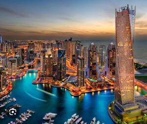 Cayan Tower Dubai Marina - By Home Of Choice