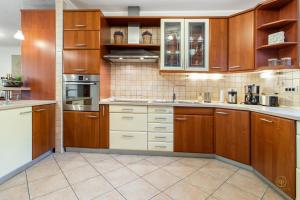 ARIA Superior Apartment, Seaview & Wellness