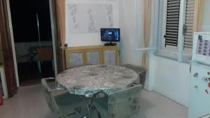 Bilocale con vista mare e monti a Cala Gonone img4