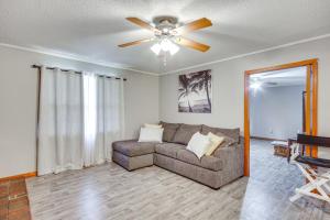 Quiet and Cozy Rembert Home about 9 Mi to Air Force Base