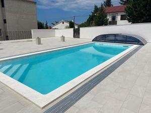 Charmantes Appartement in Starigrad mit Balkon 