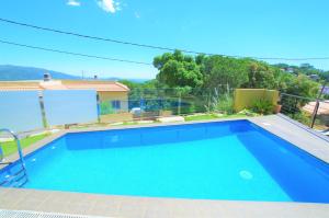 V&V LLORET- Villa Nicole