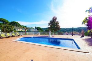 V&V LLORET- VILLA VENUS preciosa planta baja para 6PAX,con piscina privada y gran terraza con barbacoa interior