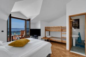 Gästezimmer für zwei Erwachsene und zwei Kinder 