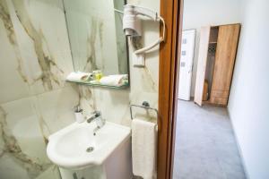 Simo apartments airport Podgorica