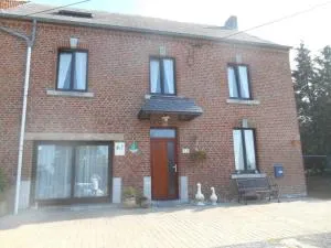 Ferienhaus für 8 Personen ca 280 qm in Mesnil-Saint-Blaise, Wallonie Maastal - Heer