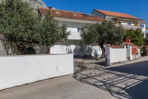 Apartments with a parking space Podaca, Makarska - 6050