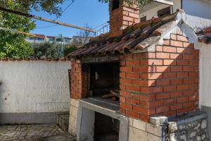 Apartments with a parking space Podaca, Makarska - 6050