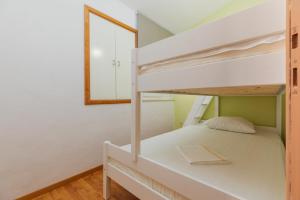 Apartments by the sea Podaca, Makarska - 13189