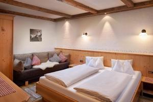 Ferienhaus im Almdorf in Flachau
