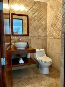 Casa Ecuador, gorgeous ocean views!