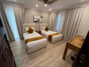 palm jumeirah Party villas private beach