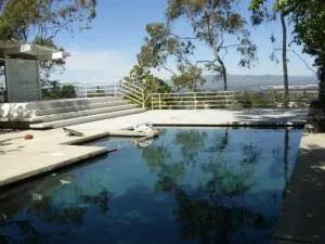 N. Bel Air GATED HOME, POOL, SPA, AMAZING VIEWS- - إنسينو