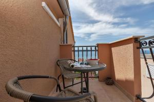 Gästezimmer für zwei Personen mit Balkon 