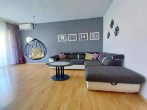 Geräumige Ferienwohnung in Fažana mit Gemeinsamem Grill - b55066