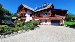 Romantische Studiowohnung im Chaletstil, mit vier Sternen bewertet 