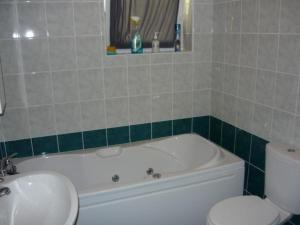 Wohnung in Barbat mit Terrasse und Grill 