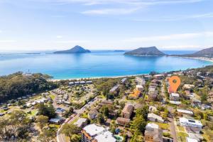 Veronica Court 1, 4 Weatherly Cl - Aircon - 4hvězdičkové hotely ve městě Nelson Bay