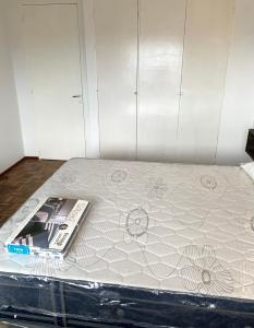 Departamento INMEJORABLE UBICACIÓN, amplio patio y opcional COCHERA