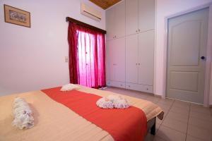 Mythos- Platanias- Hotel -Apts Chania Greece