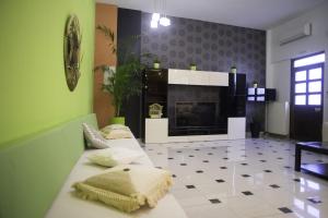 Mythos- Platanias- Hotel -Apts