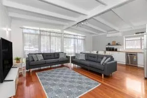 Capel Seaside Cottage - Capel Sound