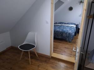 Appartements T2 / 24h du Mans / Circuit / Karting / Antares / Boulerie Jump / Stade de foot : photos des chambres