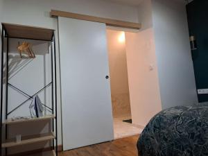 Appartements T2 / 24h du Mans / Circuit / Karting / Antares / Boulerie Jump / Stade de foot : photos des chambres