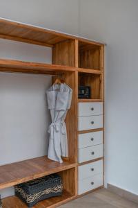 Villa Vida Mira - Elegant 4BR Beachside Villa in Canggu