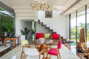TwoSpaces Living at deRos Resort & Cafe, Bogor