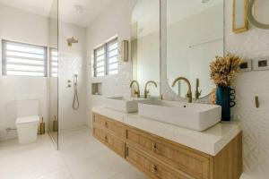 Tamarin Sunset Beach III