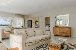 Tamarin Sunset Beach VI