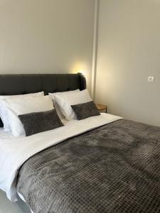 anastasia luxury apartments