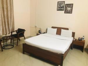 DWARKA KUNJ