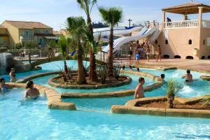 Terraced house with air conditioning in the residence Le Clos des Oliviers - Vidauban