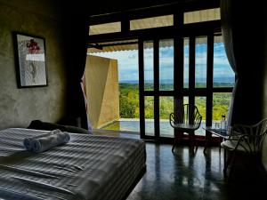 Biệt Thự Nhìn Ra Biển (Villa with Sea View)