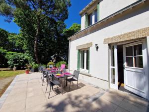 Maisons de vacances Holiday Home in Moelan near Kerfany Beach : photos des chambres