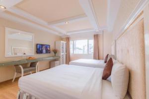 Dyn Hotel -18 Cao Ba Quat, Q1- by Bay Luxury