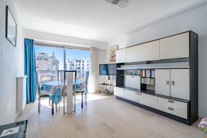Apt Golfe-Juan à 150 m de la plage et près de Cannes , Centre et Gare
